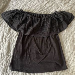 Lucky Brand off the shoulder black ruffle top size medium